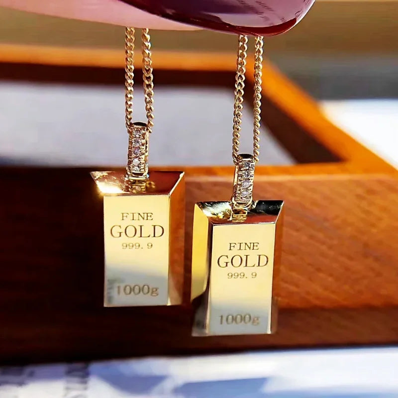 Luxury Gold Bar Pendant Necklace for Women