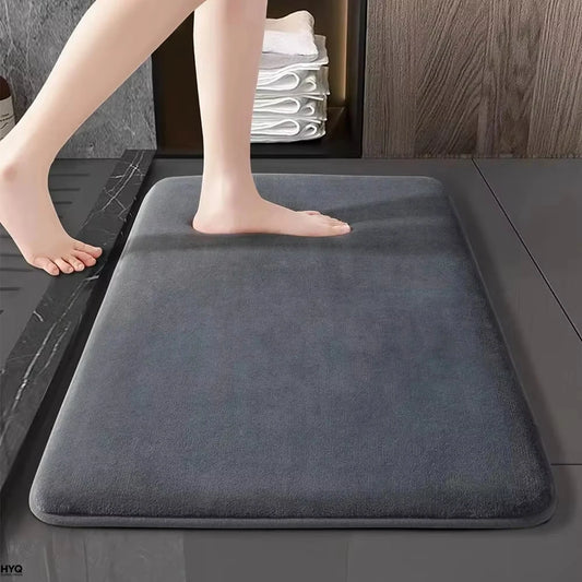 Super Absorbent Bath Mat – Non-Slip Coral Velvet Floor Mat